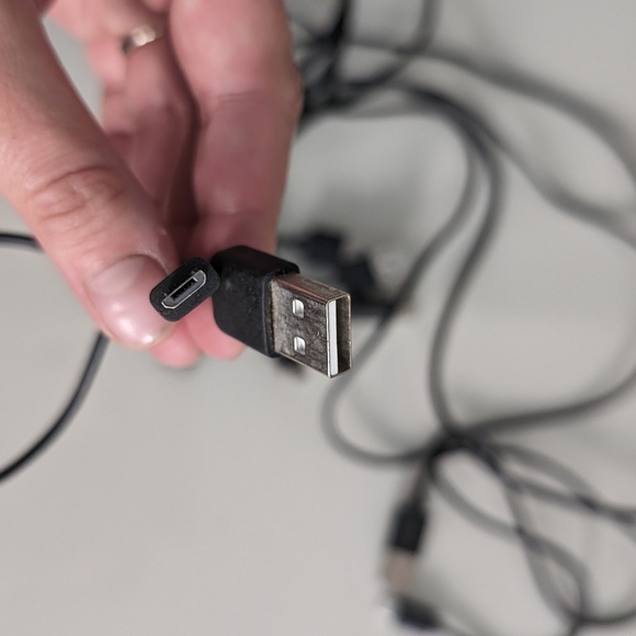 Bundle of 5 USB A - micro USB cords - Picture 2 of 4